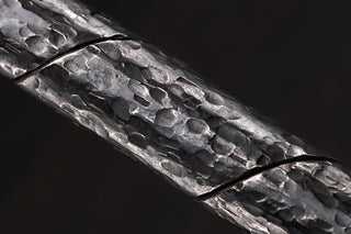 Kurogane Kazura Maki-hari Ballpoint Pen Hammered Finish