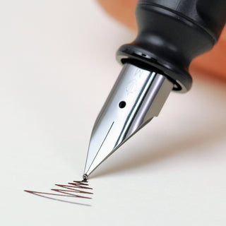 TUZU ADJUST Forge Fountain Pen / Sailor Fountain Pen